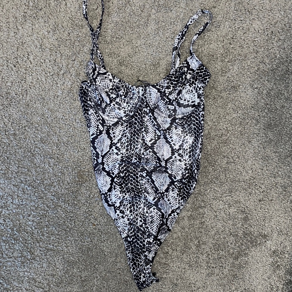 Fashion nova snakeskin bodysuit